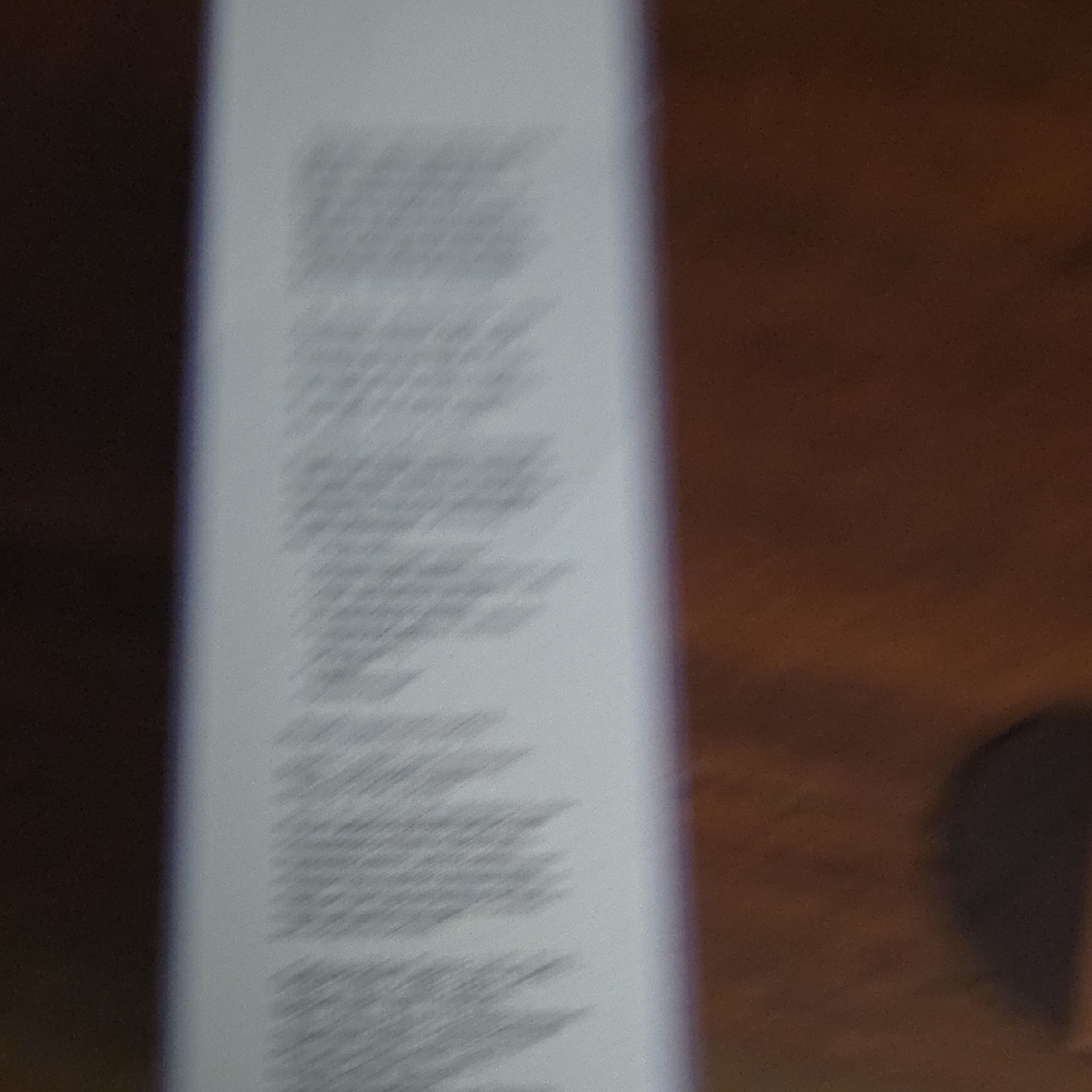 Oribe Serene Scalp Oil Control Mist in Lavender - Picture 4 of 4